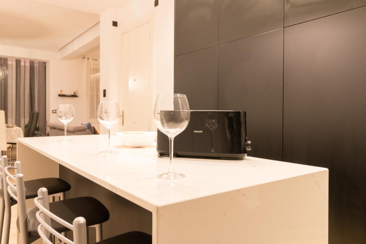 Moyua Luxe By Staynnapartments Билбао Екстериор снимка